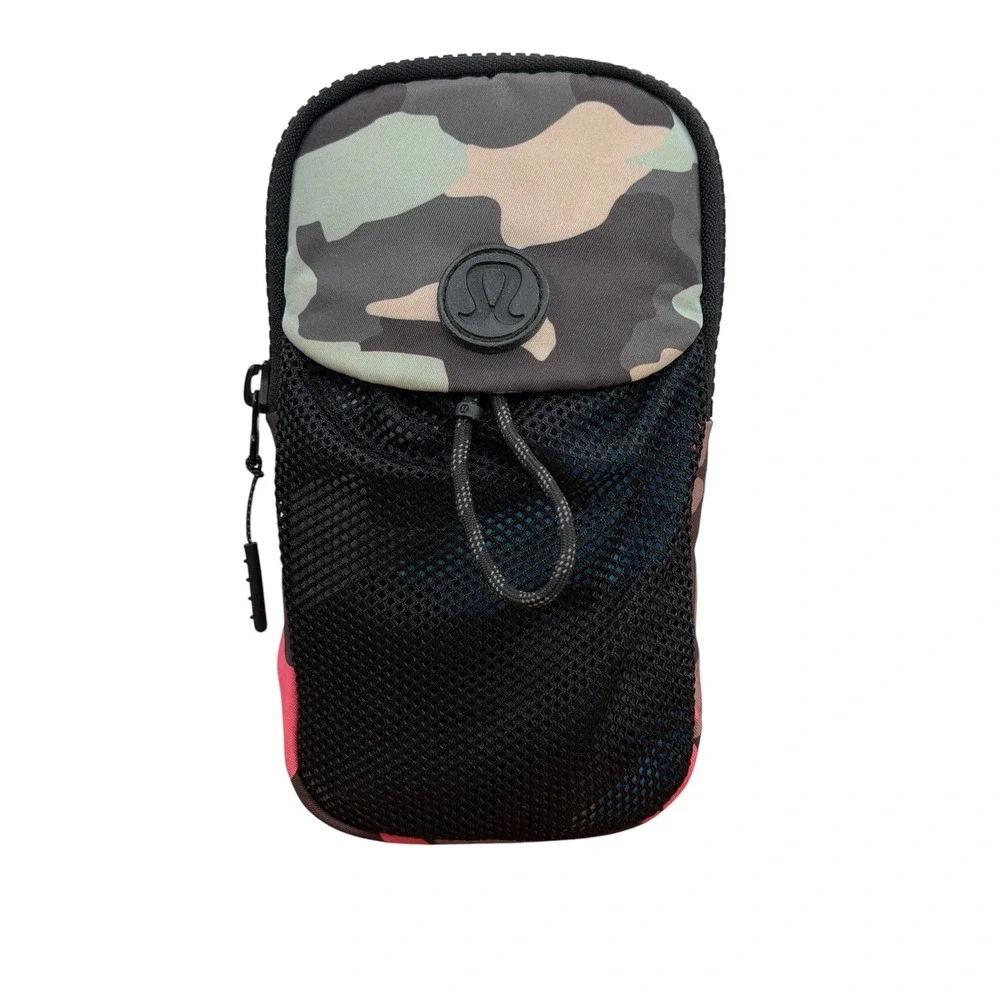 Lululemon Camo Bring It On Crossbody Bag Womens SZ S Camo Pink Gray Black Travel
